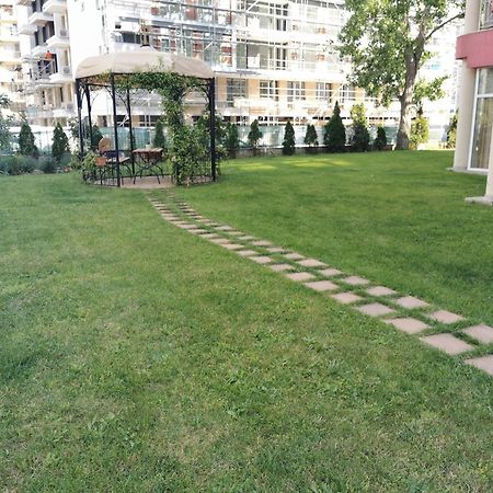 Rose Garden Omax Apartments Sunny Beach Buitenkant foto