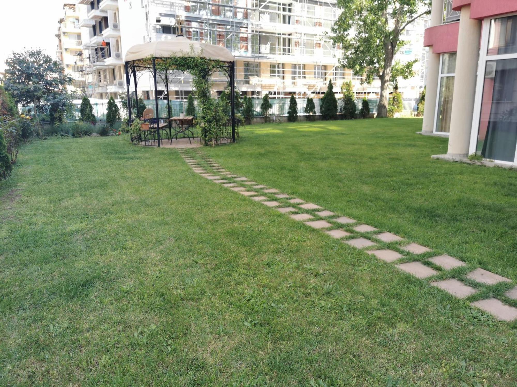 Rose Garden Omax Apartments Sunny Beach Buitenkant foto