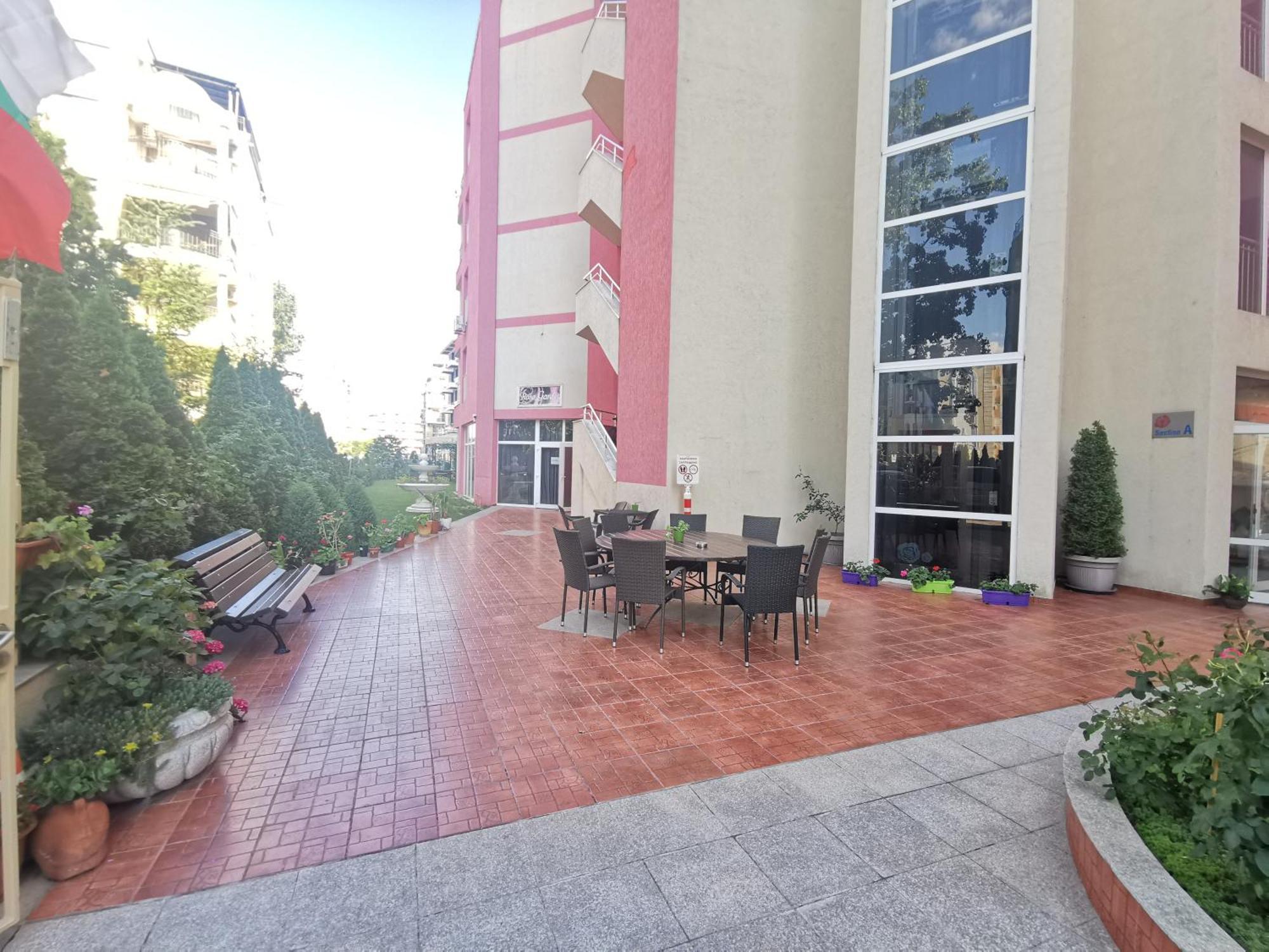 Rose Garden Omax Apartments Sunny Beach Buitenkant foto