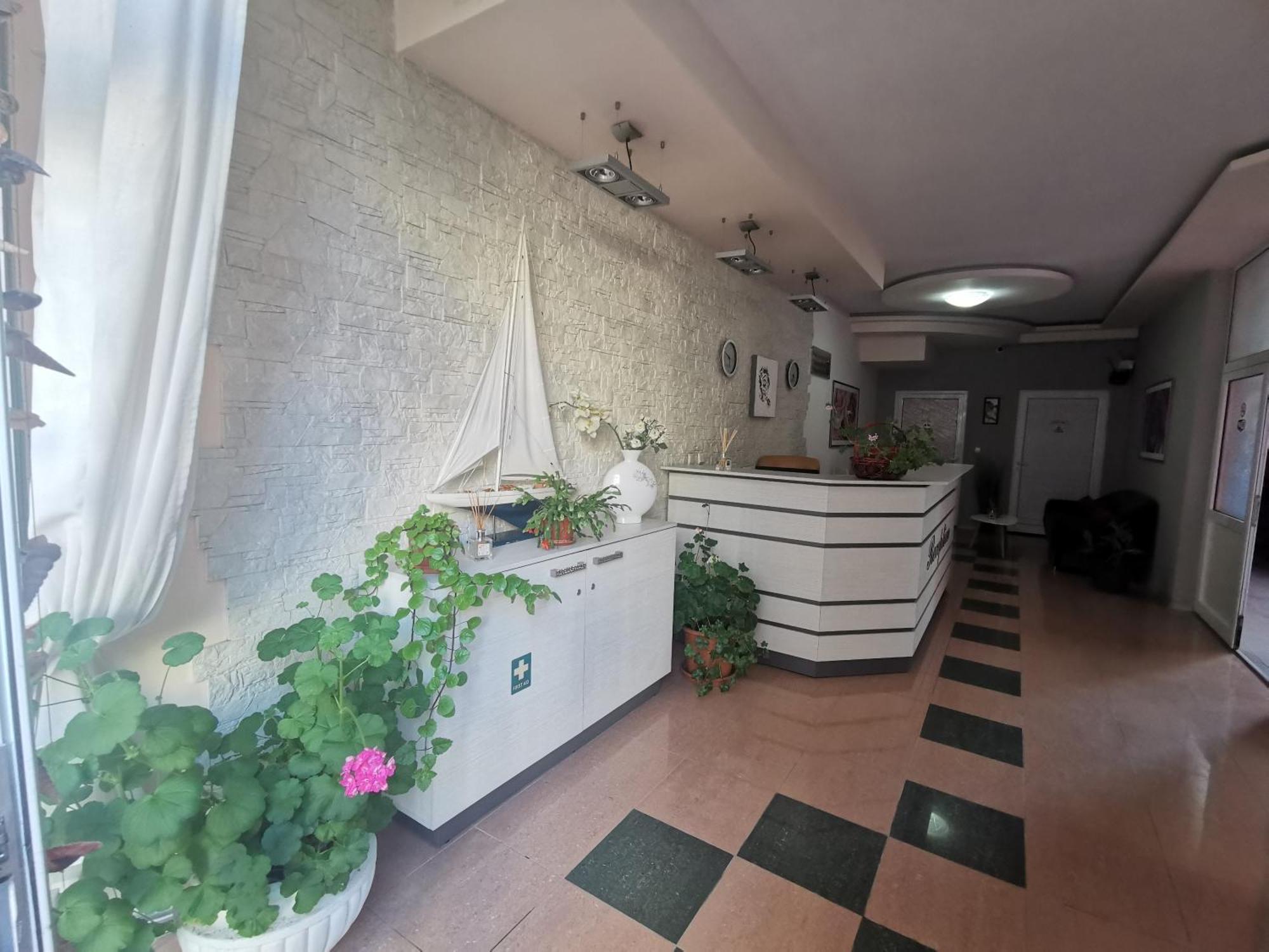 Rose Garden Omax Apartments Sunny Beach Buitenkant foto