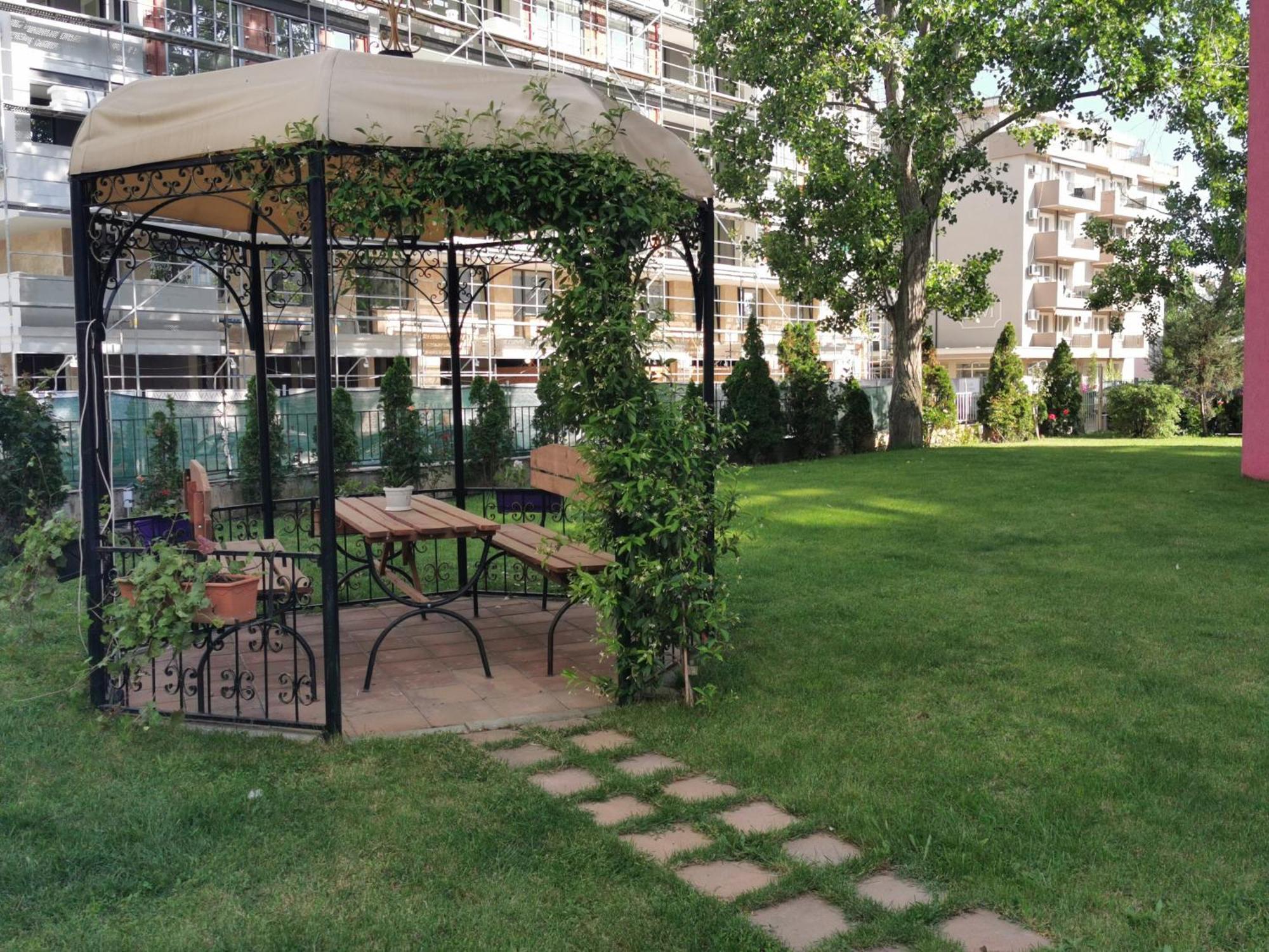Rose Garden Omax Apartments Sunny Beach Buitenkant foto