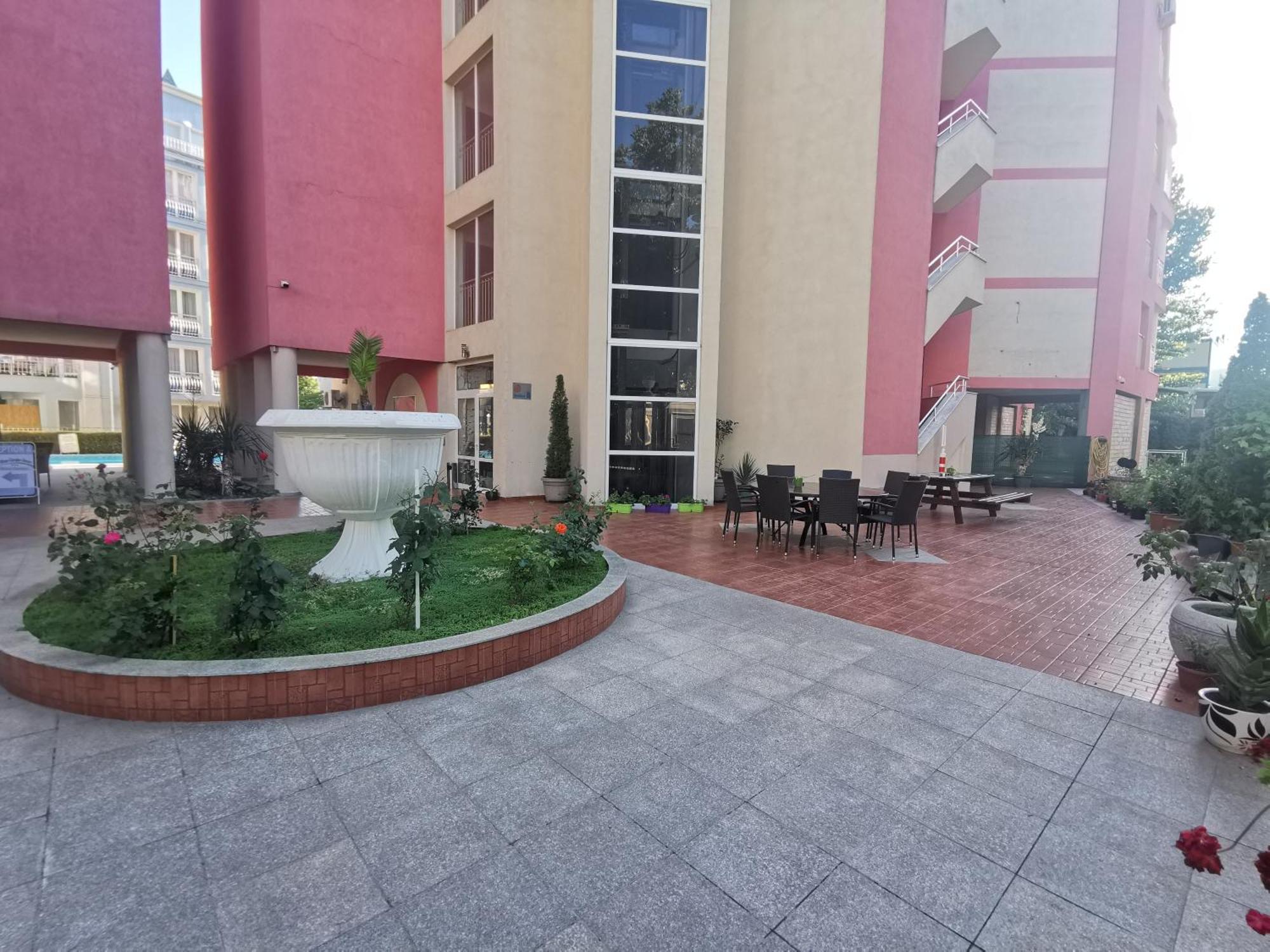 Rose Garden Omax Apartments Sunny Beach Buitenkant foto