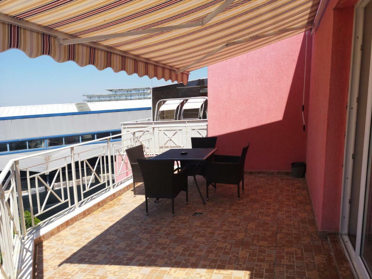 Rose Garden Omax Apartments Sunny Beach Buitenkant foto